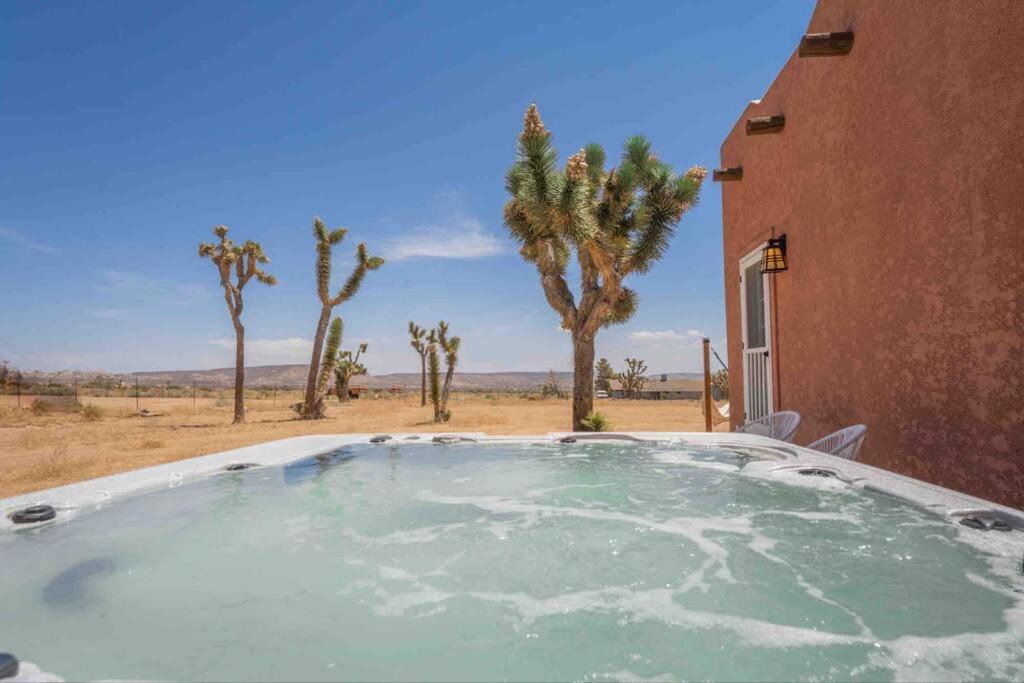 Near Pappy & Harriet'S + Rimrock Ranch W/ Hot Tub Villa Pioneertown Kültér fotó